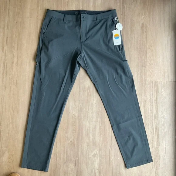 Vuori Men's Aim Pants Sz 36 new with tags - Picture 2 of 16